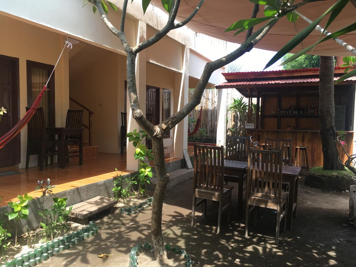 The Joe Bungalow Gili Trawangan Exterior photo